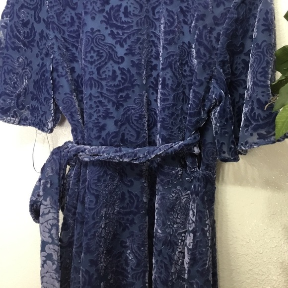 NWOT Miami Velvet Floral Wrap Dress - Picture 6 of 7